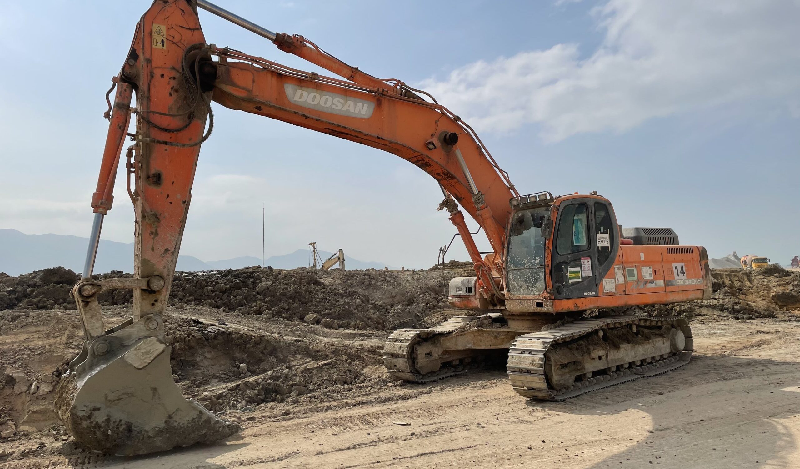 DX340LC Hydralic excavator