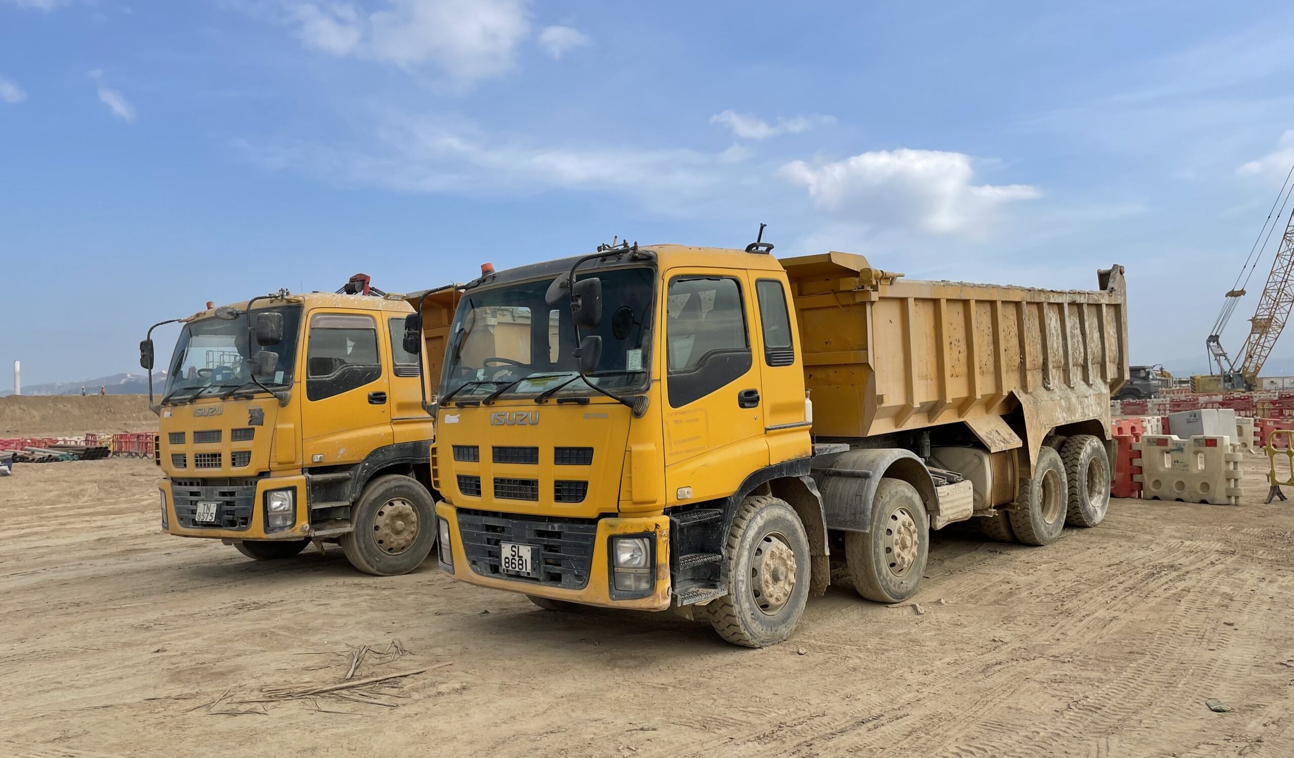 運泥車 Dump Truck